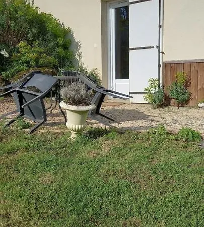 Apartment 2 Pieces Au Calme A La Campagne !